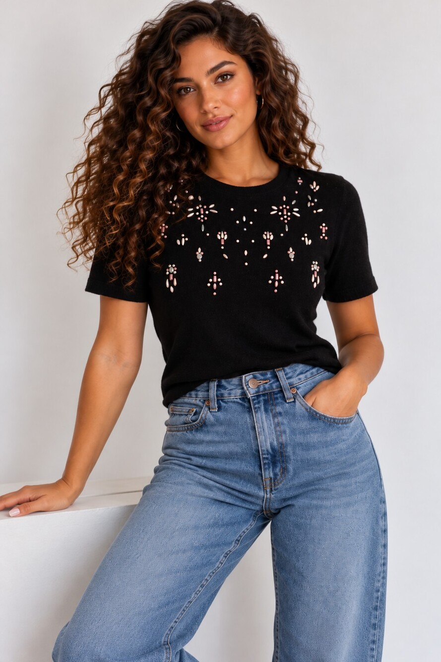 Zara Embellished Short Sleeve Tee in Black Size Small